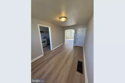 330 W 21st Street, Chester, PA 19013 - Photo 6