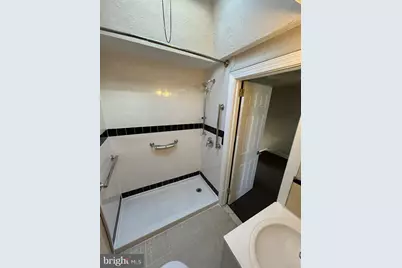 330 W 21st Street, Chester, PA 19013 - Photo 18