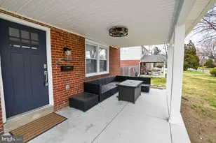 306 Brentwood Rd, Havertown, PA 19083 - Photo 2