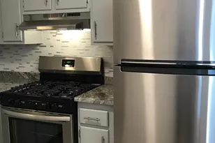 6113 Hilltop Dr, Brookhaven, PA 19015 - Photo 4