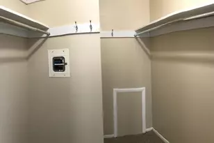 6113 Hilltop Dr, Brookhaven, PA 19015 - Photo 6