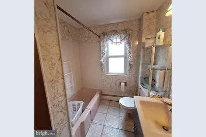 5926 Chichester, Aston, PA 19014 - Photo 18