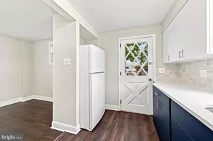 1042 Randall Ave, Upper Chichester, PA 19061 - Photo 10