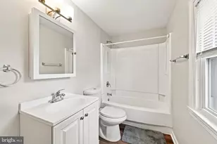 1042 Randall Ave, Upper Chichester, PA 19061 - Photo 14