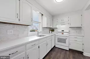 1042 Randall Ave, Upper Chichester, PA 19061 - Photo 8