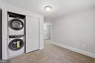 1042 Randall Ave, Upper Chichester, PA 19061 - Photo 12