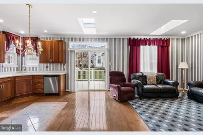 203 N Silver Fox Drive, Glen Mills, PA 19342 - Photo 4