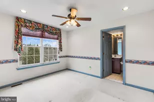 203 N Silver Fox Dr, Glen Mills, PA 19342 - Photo 22