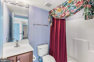 203 N Silver Fox Dr, Glen Mills, PA 19342 - Photo 24