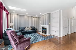 203 N Silver Fox Dr, Glen Mills, PA 19342 - Photo 6