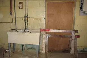 1025 Scott Ave, Upper Chichester, PA 19061 - Photo 26