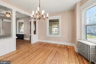 30 W Avon Rd, Brookhaven, PA 19015 - Photo 8