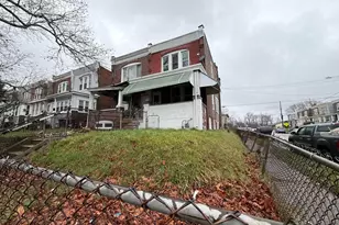 800 W 11th St, Chester, PA 19013 - Photo 16