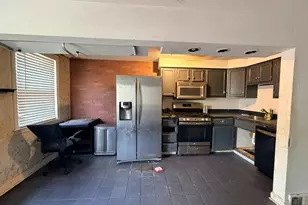 327 W 21st St, Chester, PA 19013 - Photo 6