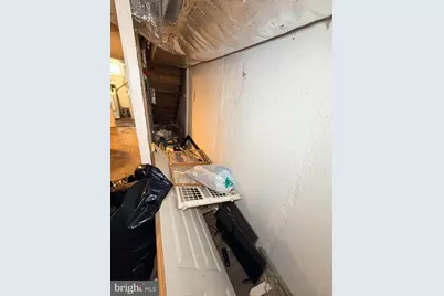 327 W 21st Street, Chester, PA 19013 - Photo 26