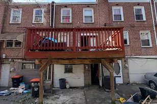 327 W 21st St, Chester, PA 19013 - Photo 34