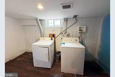 327 W 21st Street, Chester, PA 19013 - Photo 24