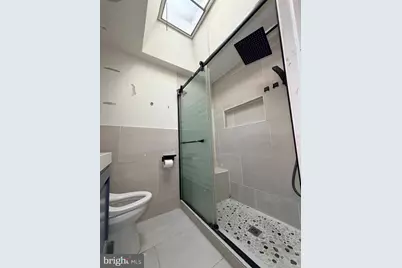 327 W 21st Street, Chester, PA 19013 - Photo 18