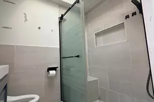 327 W 21st St, Chester, PA 19013 - Photo 18