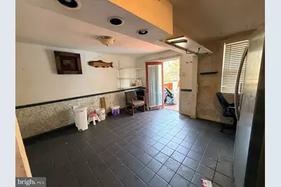 327 W 21st Street, Chester, PA 19013 - Photo 8