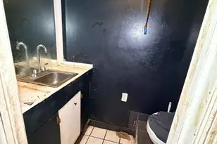 327 W 21st St, Chester, PA 19013 - Photo 28