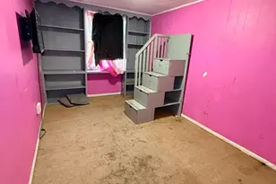 327 W 21st St, Chester, PA 19013 - Photo 16