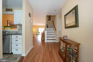 182 Nottingham Ct, Aston, PA 19014 - Photo 2