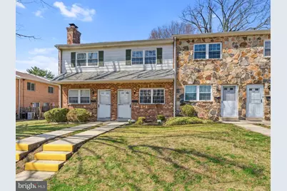 1334 Rolling Glen Drive #22, Upper Chichester, PA 19061 - Photo 2