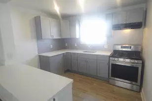 154 N Carol Blvd, Upper Darby, PA 19082 - Photo 6