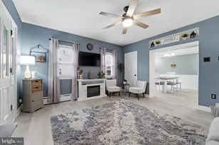 825-827 Broad St, Darby, PA 19023 - Photo 4