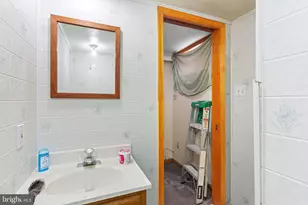 5226 Westbrook Dr, Clifton Heights, PA 19018 - Photo 6