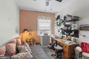 330 Burmont Rd, Drexel Hill, PA 19026 - Photo 18