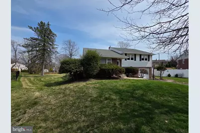 811 Coppock Lane, Springfield, PA 19064 - Photo 2