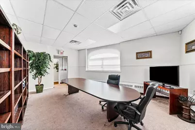 101 E Darby Road, Havertown, PA 19083 - Photo 14