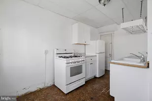 229 Barrington Rd, Upper Darby, PA 19082 - Photo 8