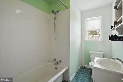 229 Barrington Road, Upper Darby, PA 19082 - Photo 12