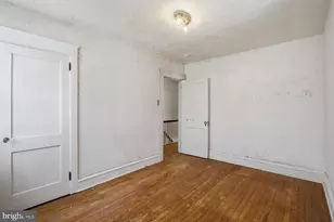 229 Barrington Rd, Upper Darby, PA 19082 - Photo 14