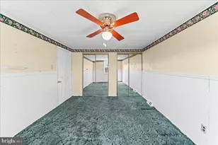 1515 Yates Ave, Marcus Hook, PA 19061 - Photo 14