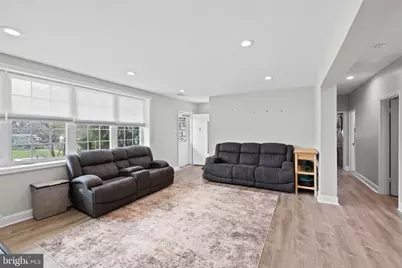 711 Hedgerow Drive, Broomall, PA 19008 - Photo 14