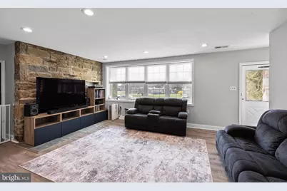 711 Hedgerow Drive, Broomall, PA 19008 - Photo 12