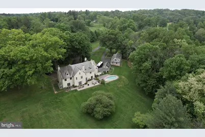 846 Maplewood Road, Wayne, PA 19087 - Photo 1