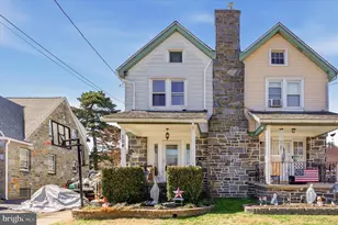 104 Sycamore Rd, Havertown, PA 19083 - Photo 2