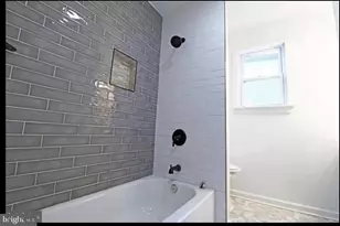 511 Corinthian Ave, Essington, PA 19029 - Photo 6