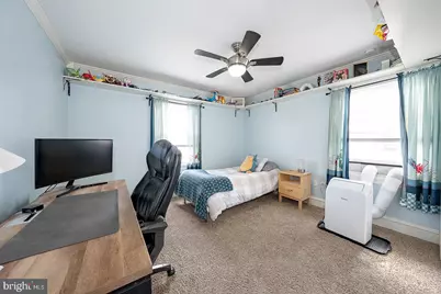 240 Wadas Avenue, Upper Darby, PA 19082 - Photo 34