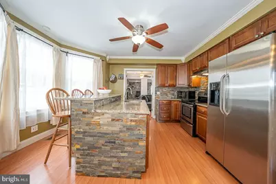 240 Wadas Avenue, Upper Darby, PA 19082 - Photo 18