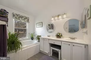 345 Danbury Ln, Glen Mills, PA 19342 - Photo 18