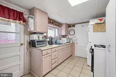 18 W 3rd Street, Marcus Hook, PA 19061 - Photo 20