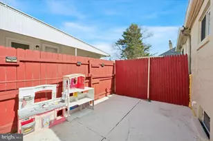 18 W 3rd St, Marcus Hook, PA 19061 - Photo 10