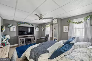 18 W 3rd St, Marcus Hook, PA 19061 - Photo 12