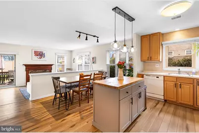 15 Fox Lair Village, Media, PA 19063 - Photo 1